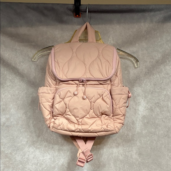 Vera Bradley Handbags - Vera Bradley Featherweight Backpack